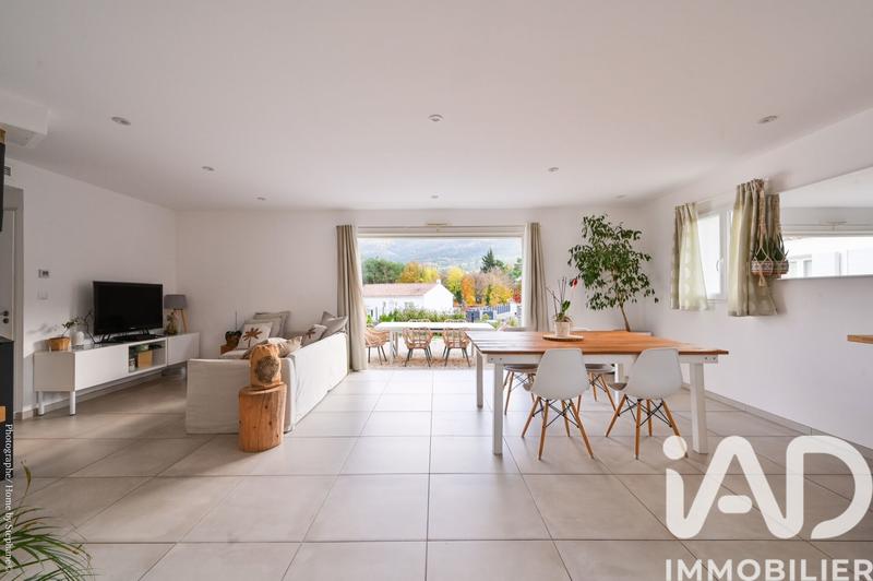 Maison - 109 m² - 6 pièces