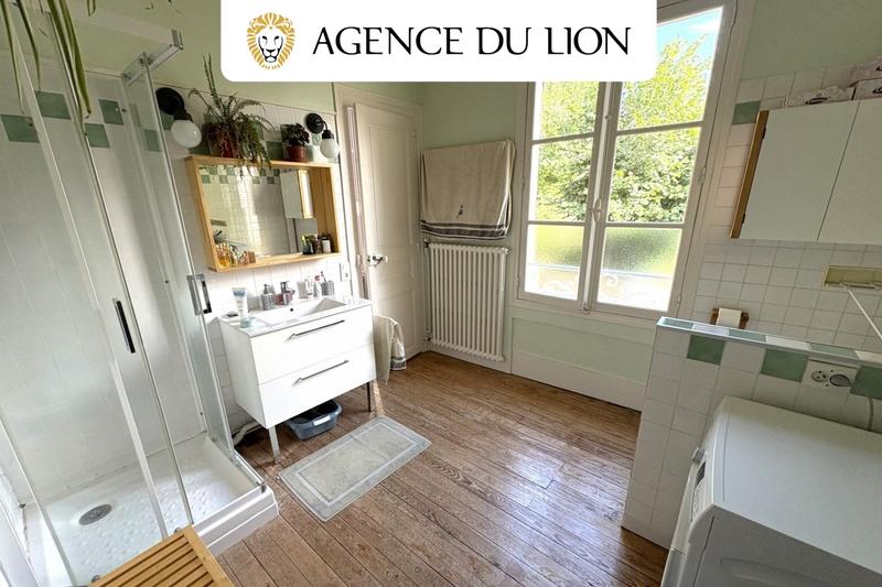 Maison - 151 m² - 7 pièces