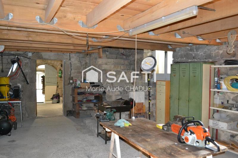 Maison - 272 m² - 9 pièces