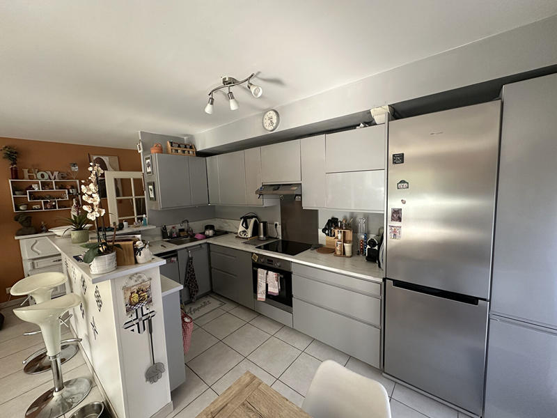 Appartement - 75 m² - 3 pièces