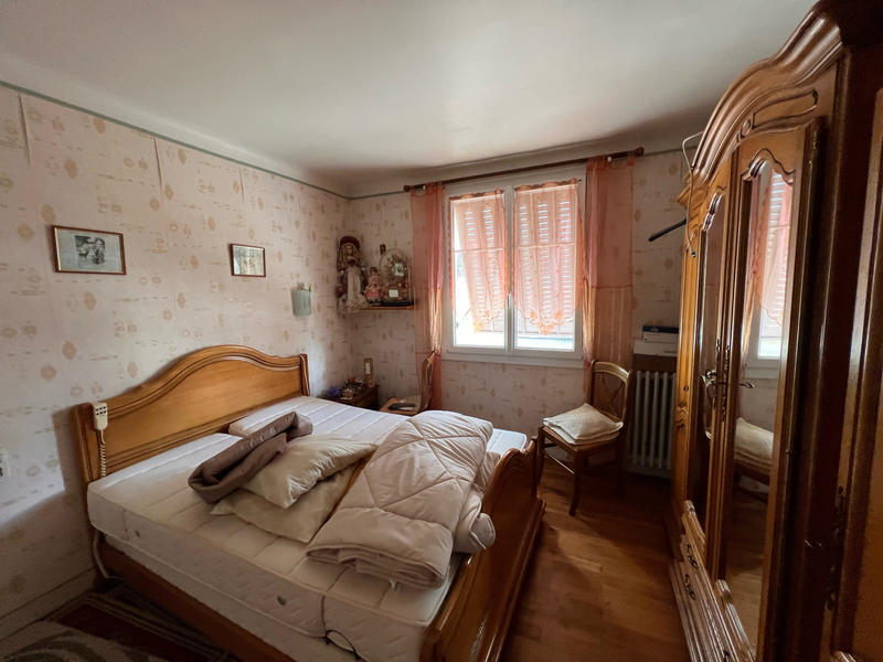 Maison - 90 m² - 5 pièces