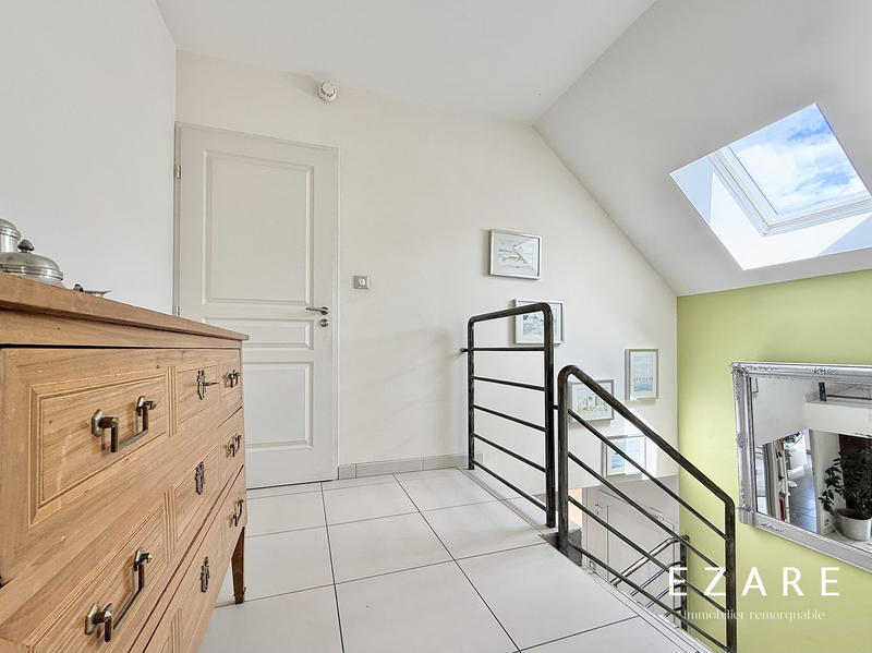 Maison - 196 m² - 6 pièces