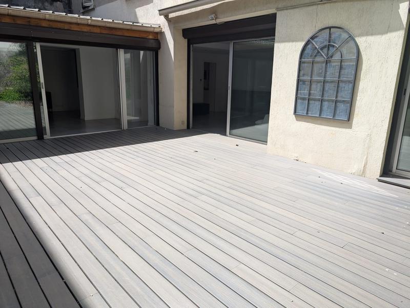 Appartement - 140 m² - 5 pièces