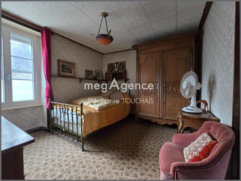 Maison en pierre - 110 m² - 8 pièces