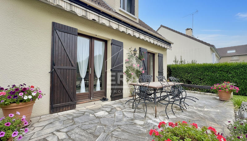 Maison - 107 m² - 5 pièces