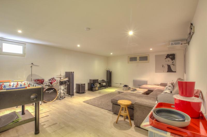 Villa - 260 m² - 7 pièces