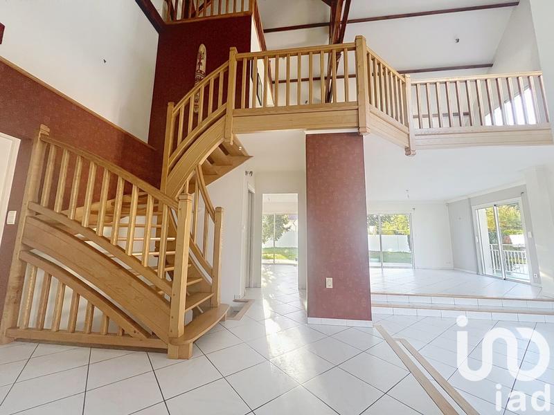 Maison - 184 m² - 7 pièces