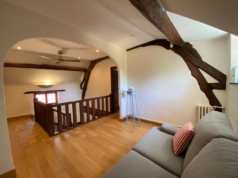 Maison - 211 m² - 6 pièces