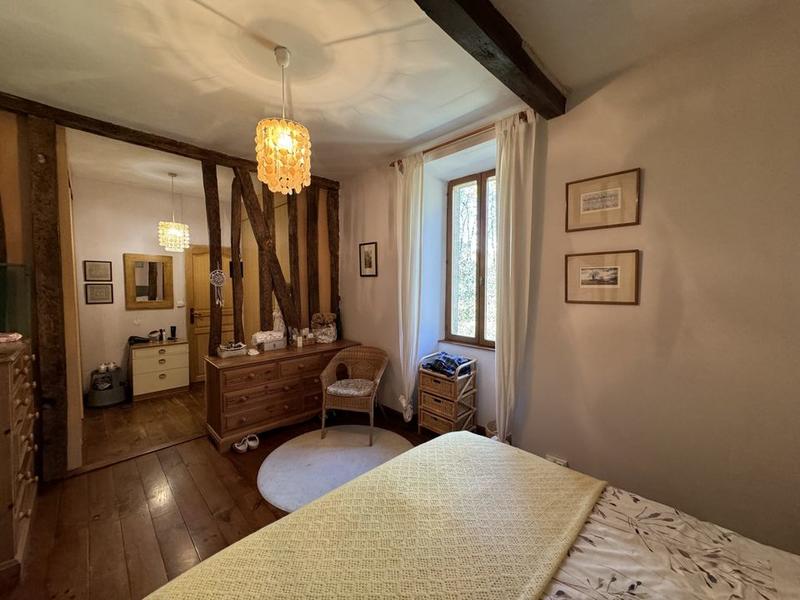 Maison ancienne - 218 m² - 7 pièces