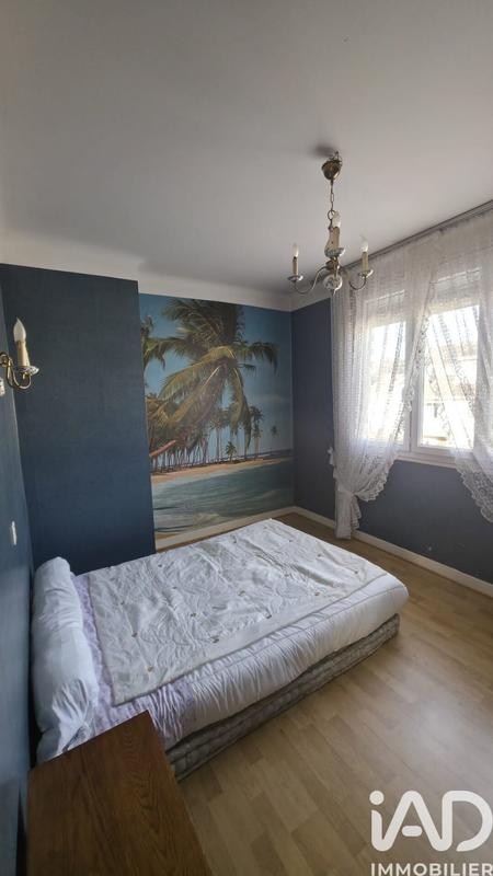 Maison - 111 m² - 7 pièces