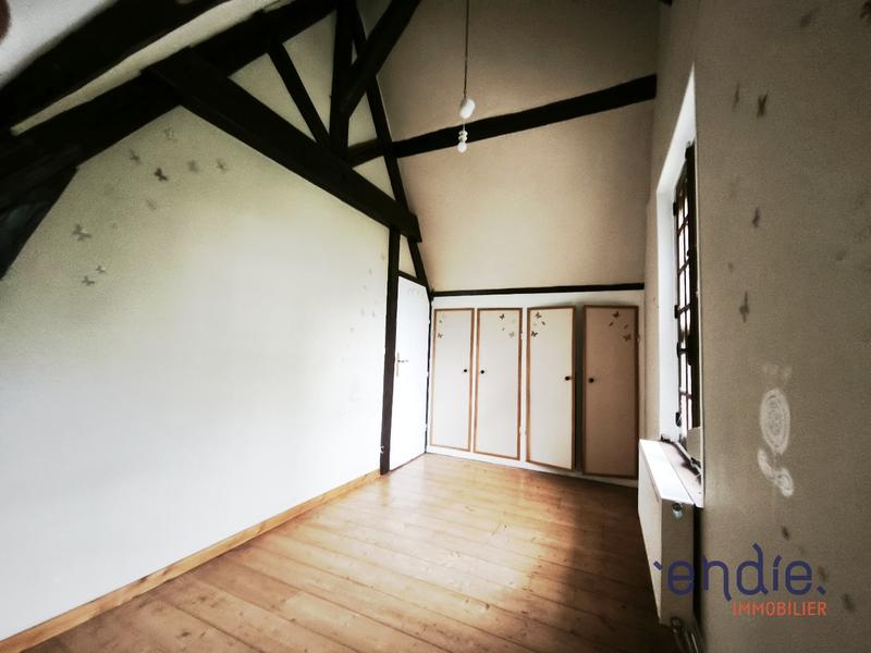 Maison - 94 m² - 5 pièces