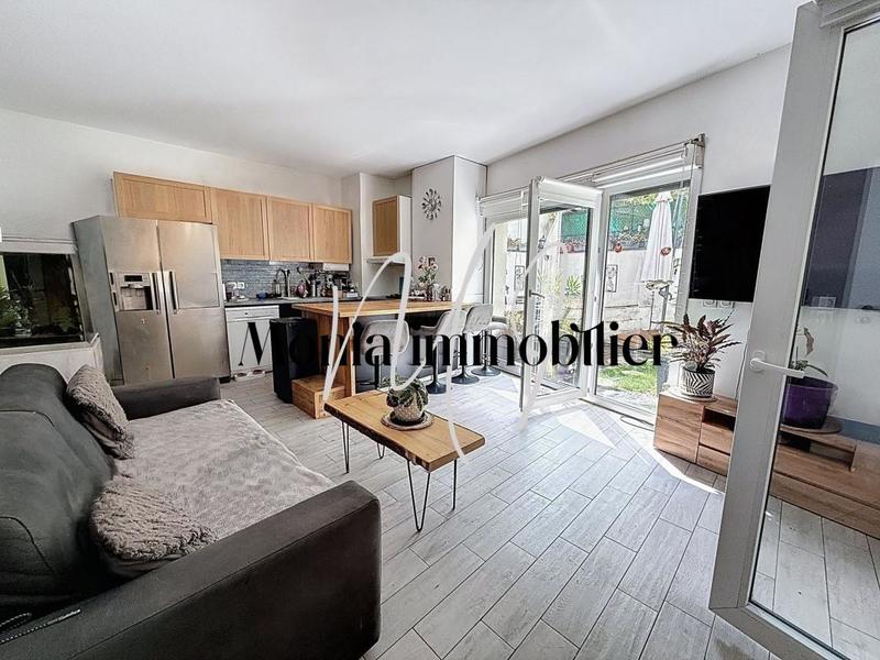 Appartement - 80 m² - 3 pièces