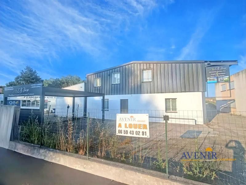 Bureau - 143 m² - 10 pièces