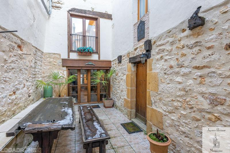 Maison traditionnelle - 164 m²