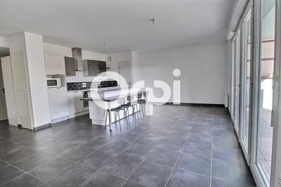 Appartement - 81 m² - 4 pièces