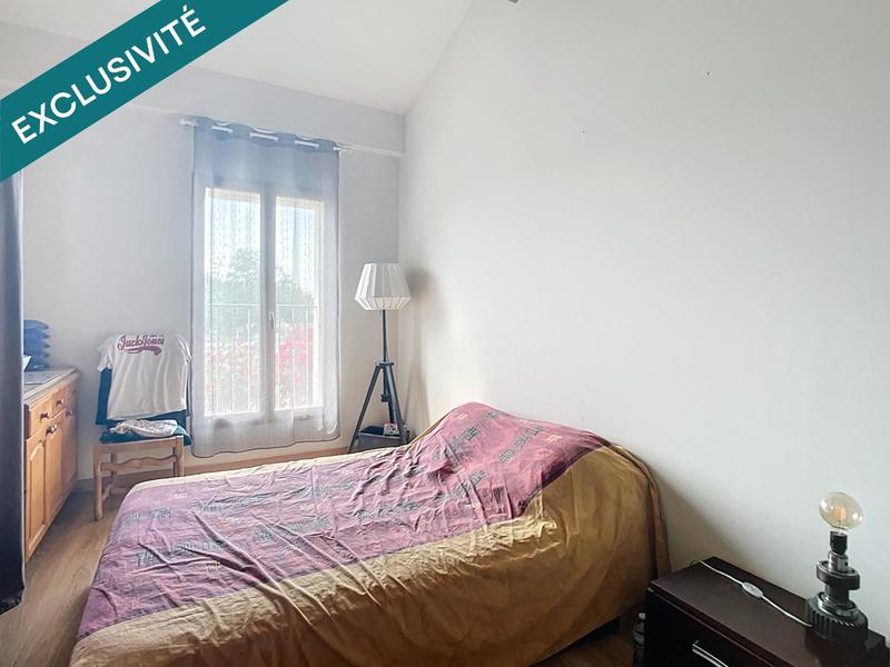 Maison - 209 m² - 9 pièces