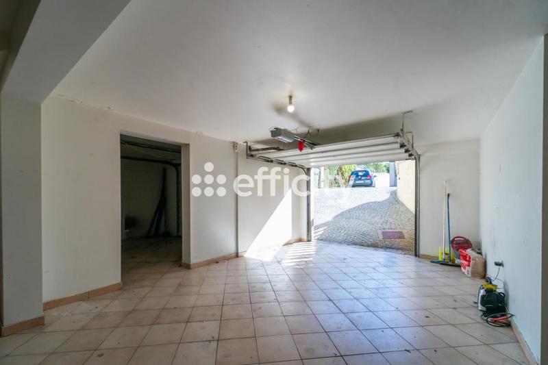 Maison - 155 m² - 8 pièces