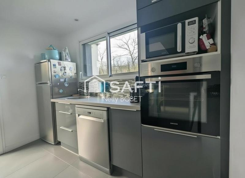 Maison - 95 m² - 5 pièces