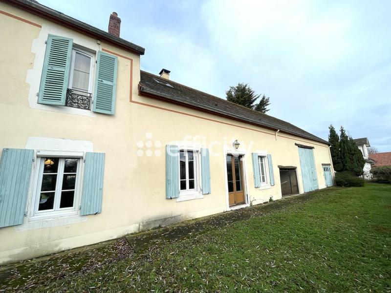 Maison - 215 m² - 6 pièces