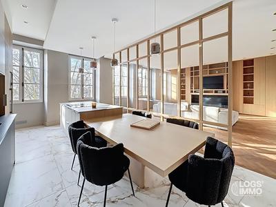 Appartement - 179 m² - 5 pièces