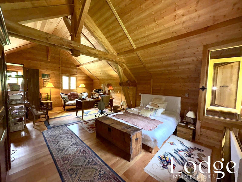 Maison - 160 m² - 5 pièces