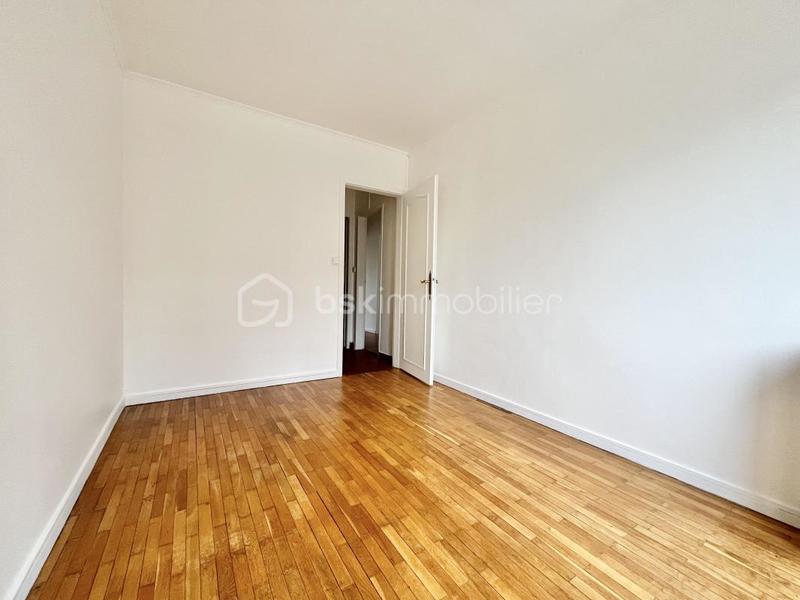 Appartement - 83 m² - 5 pièces