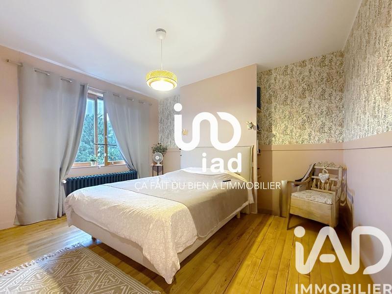 Maison - 252 m² - 10 pièces