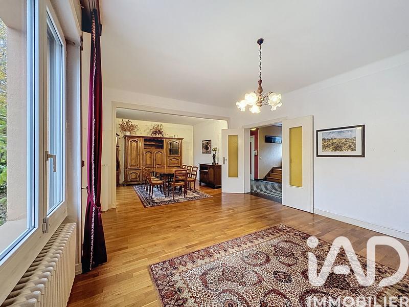 Maison - 170 m² - 8 pièces