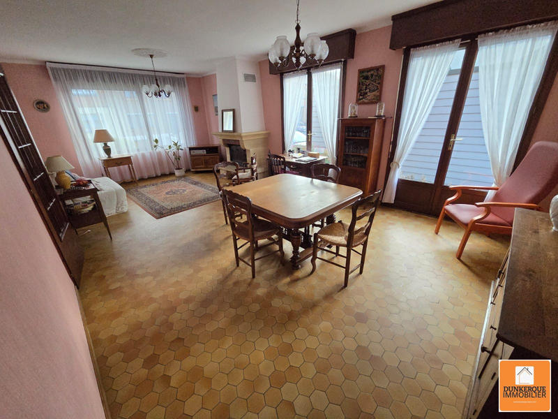 Maison - 140 m² - 6 pièces