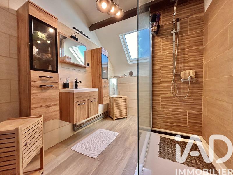 Maison - 85 m² - 4 pièces