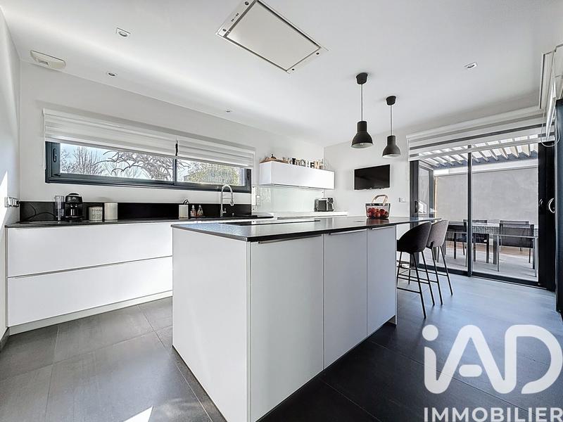 Maison - 157 m² - 6 pièces