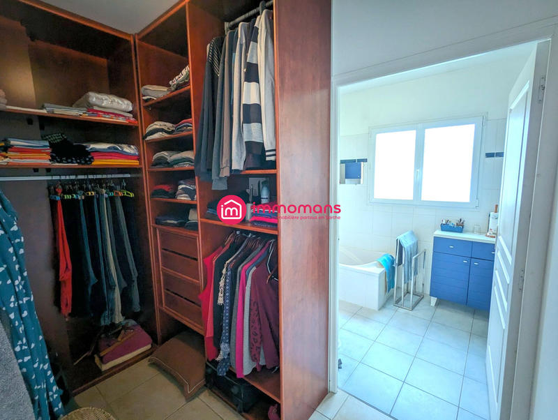 Maison - 164 m² - 8 pièces