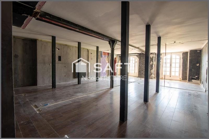 Local commercial - 233 m² - 6 pièces