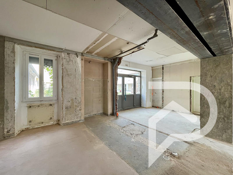 Local commercial - 185 m² - 3 pièces