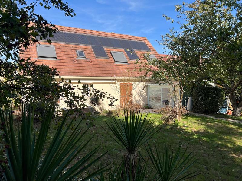 Maison - 130 m² - 7 pièces