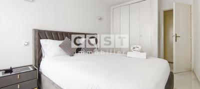 Appartement - 107 m² - 5 pièces