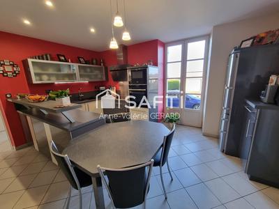 Maison - 175 m² - 6 pièces