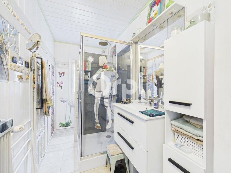 Maison - 140 m² - 3 pièces