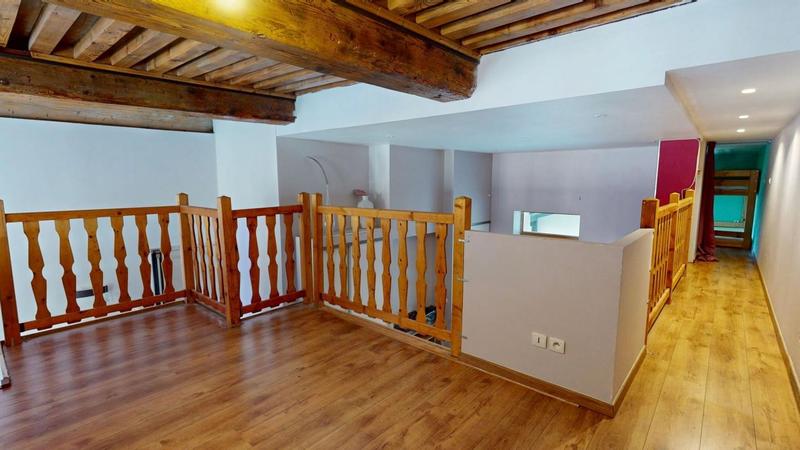 Appartement - 95 m² - 3 pièces