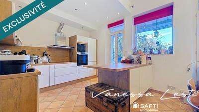 Maison - 180 m² - 7 pièces