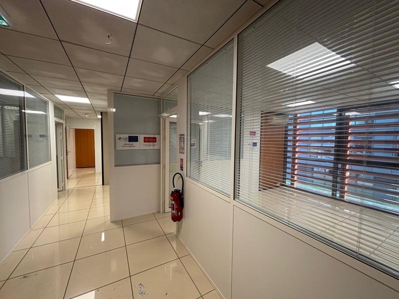 Bureau - 118 m²