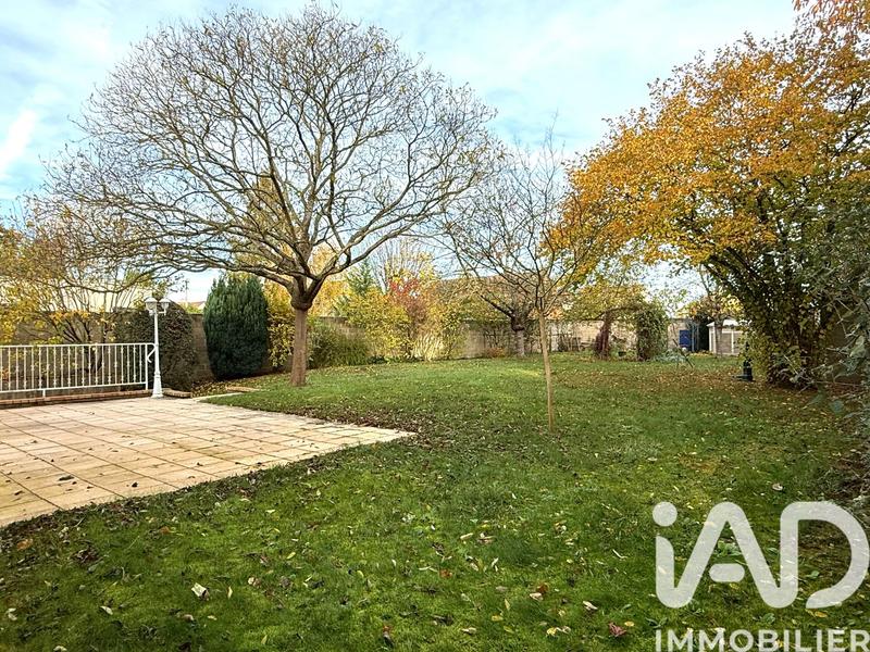 Maison - 185 m² - 8 pièces