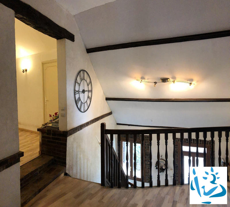 Maison - 205 m² - 7 pièces