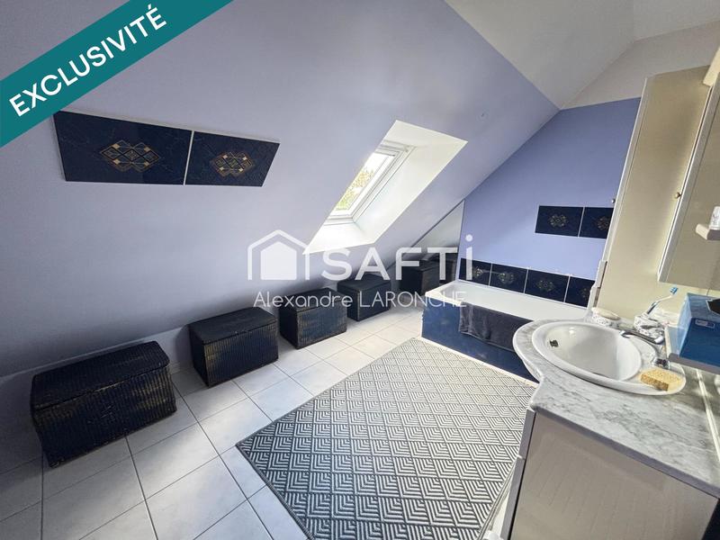 Maison - 137 m² - 6 pièces