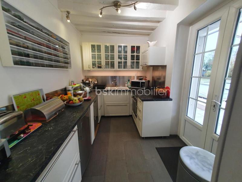 Maison - 158 m² - 8 pièces