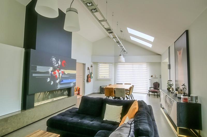 Maison - 226 m² - 9 pièces