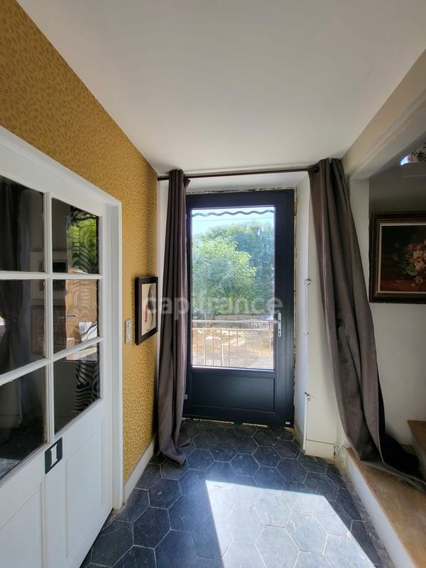 Maison de village - 264 m² - 9 pièces