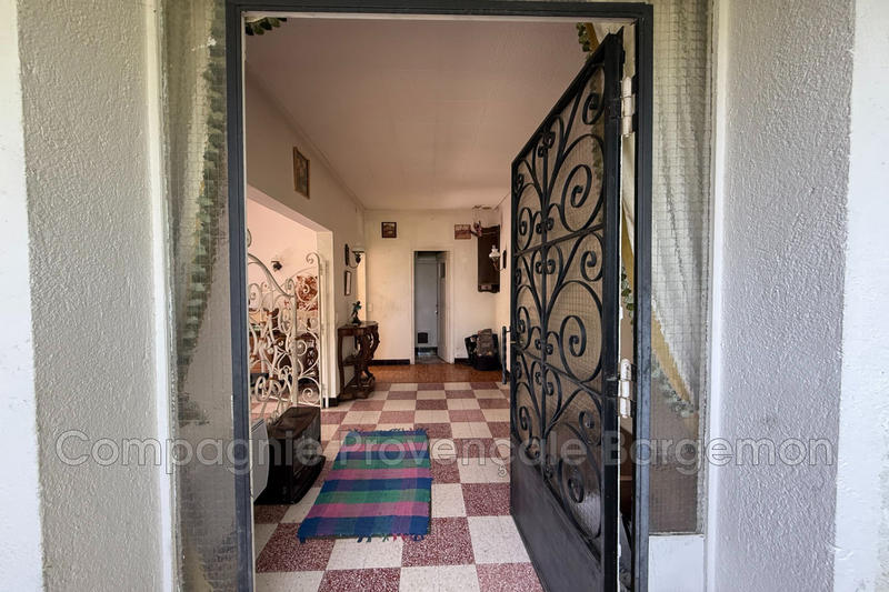 Maison - 92 m² - 1 pièce