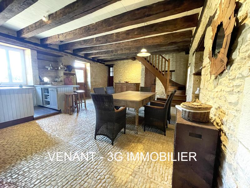 Maison en pierre - 180 m² - 5 pièces