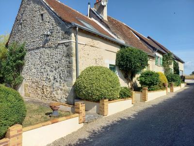 Maison - 258 m² - 8 pièces